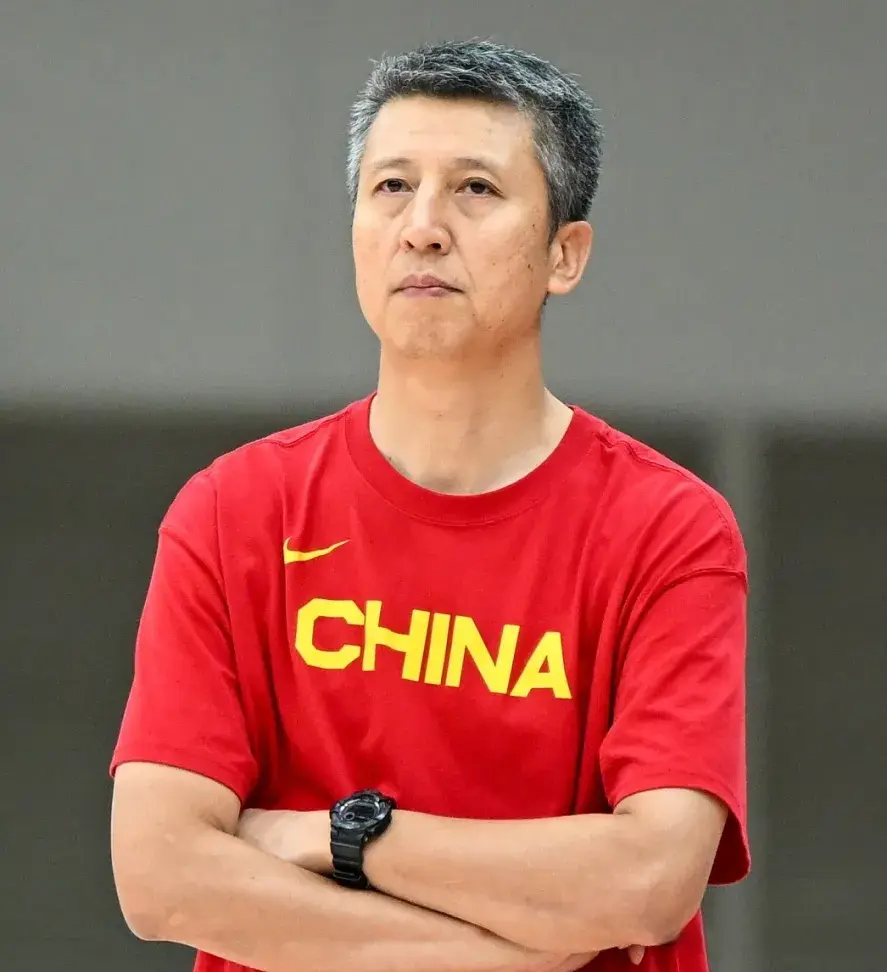 郭士强仅淘汰1人，刘金雨刘礼嘉仍在队，球迷不满：又搞人情世故