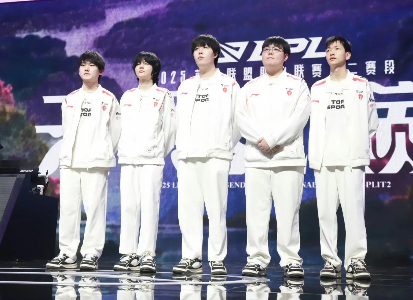 TES洗白了？CFO险些掀翻T1！Gumayusi喊话BLG:会让你想起去年噩梦