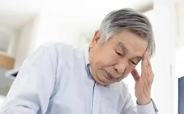 麻将天天打，65岁后身体却拉警报，健康隐患有多严重？