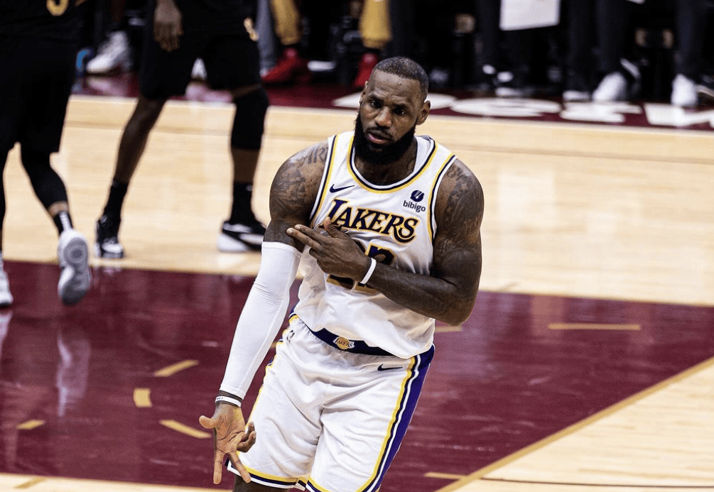 ESPN：有一些球队就詹姆斯试探过湖人，看是否真的有苗头