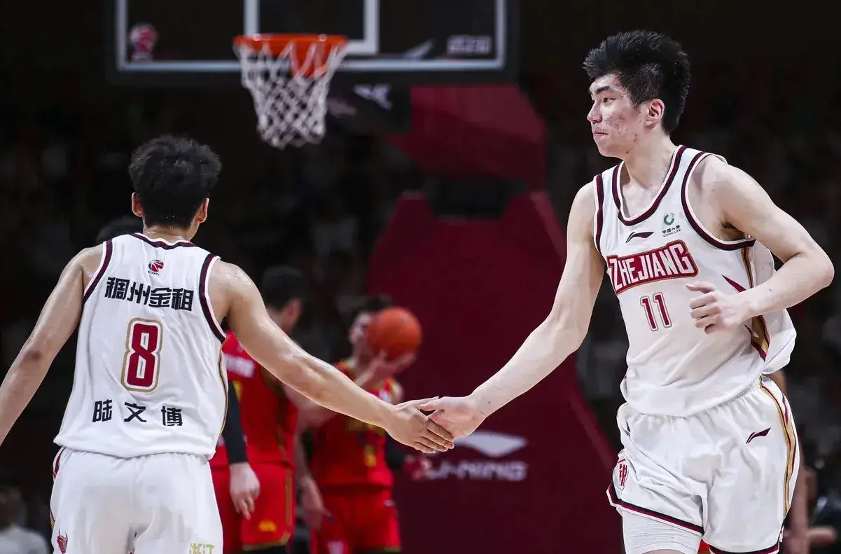 锁定3王牌！浙江首笔签约完成，得分王强势加入，主帅需重新调整