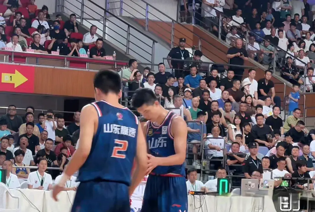 山东男篮潍坊热身赛85：75击败埃及国家队！