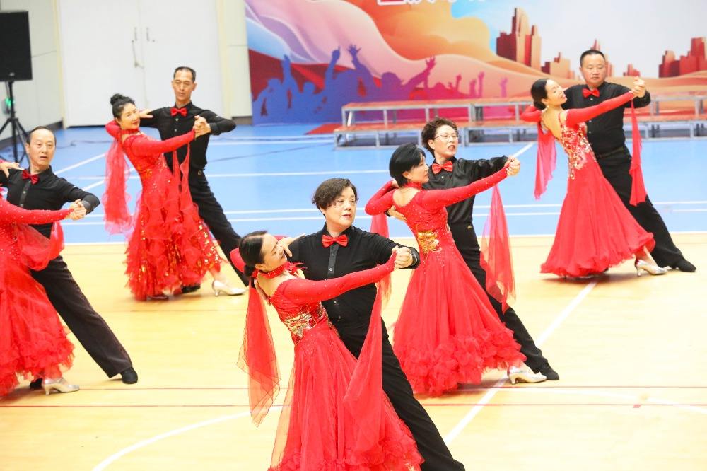 ͼƬ���ţ���ƽ������ѧ�г� ����������