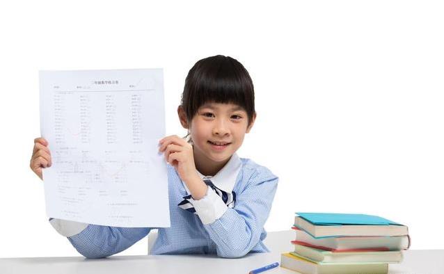 大脑记住知识的秘密，重复100次不够，学会这招才管用