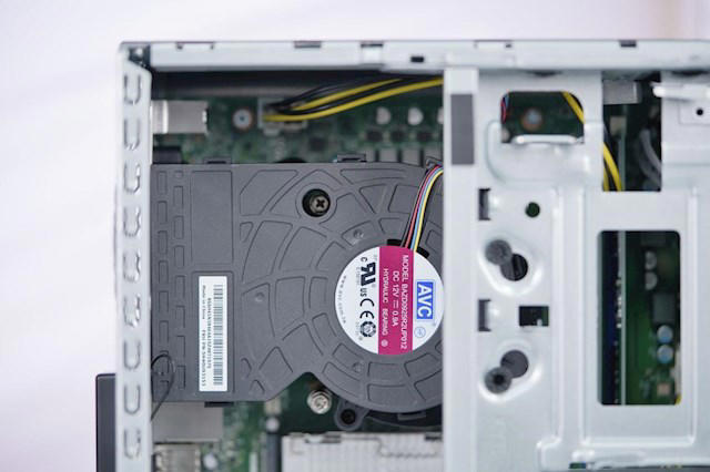 搭载AMD锐龙7 8700G！联想启天M550商用主机图赏