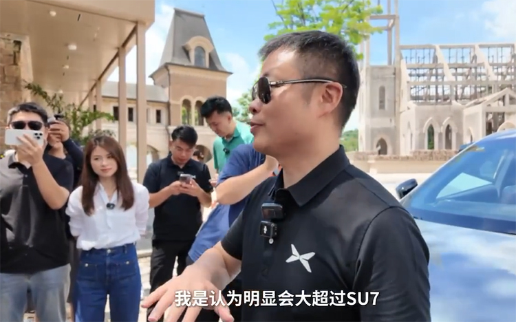 何小鹏预测小米YU7市场表现，销量将大大超过SU7