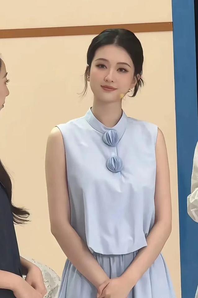 31岁乔欣嫁豪门变阔太，婚后生活曝光，幸福原来这么简单？