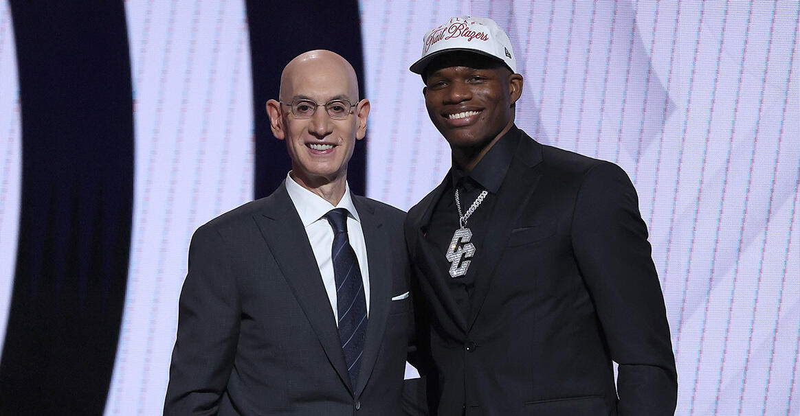 2025NBA选秀交易动态汇总：开拓者11号秀考沃德送至灰熊