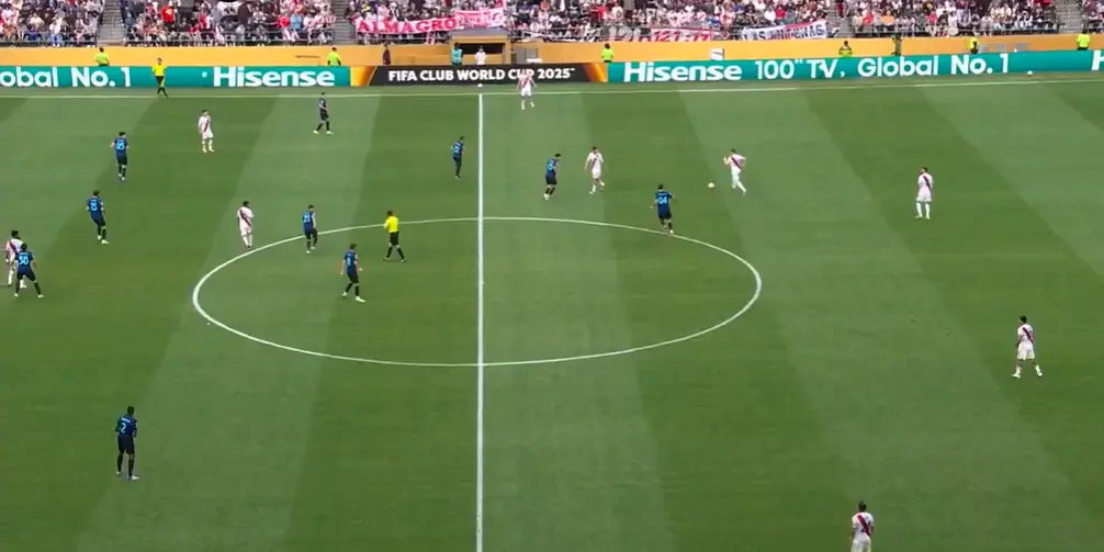 2-0，4-0！世俱杯奇景：国米超车榜首晋级，水爷带队挺进16强