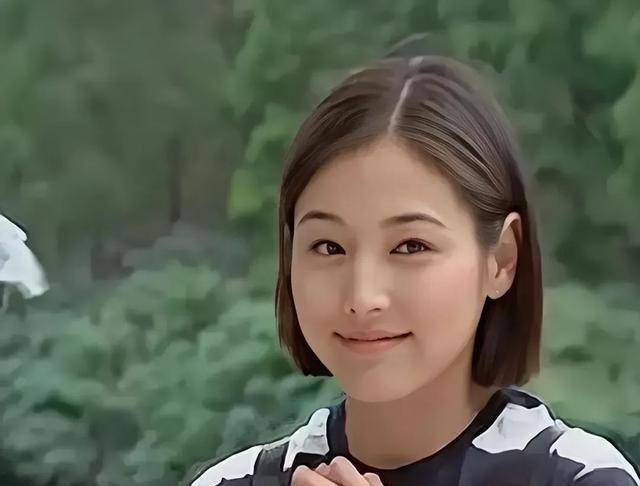 被公婆当亲闺女，和老公恩爱20年！她的人生也太让人羡慕了吧
