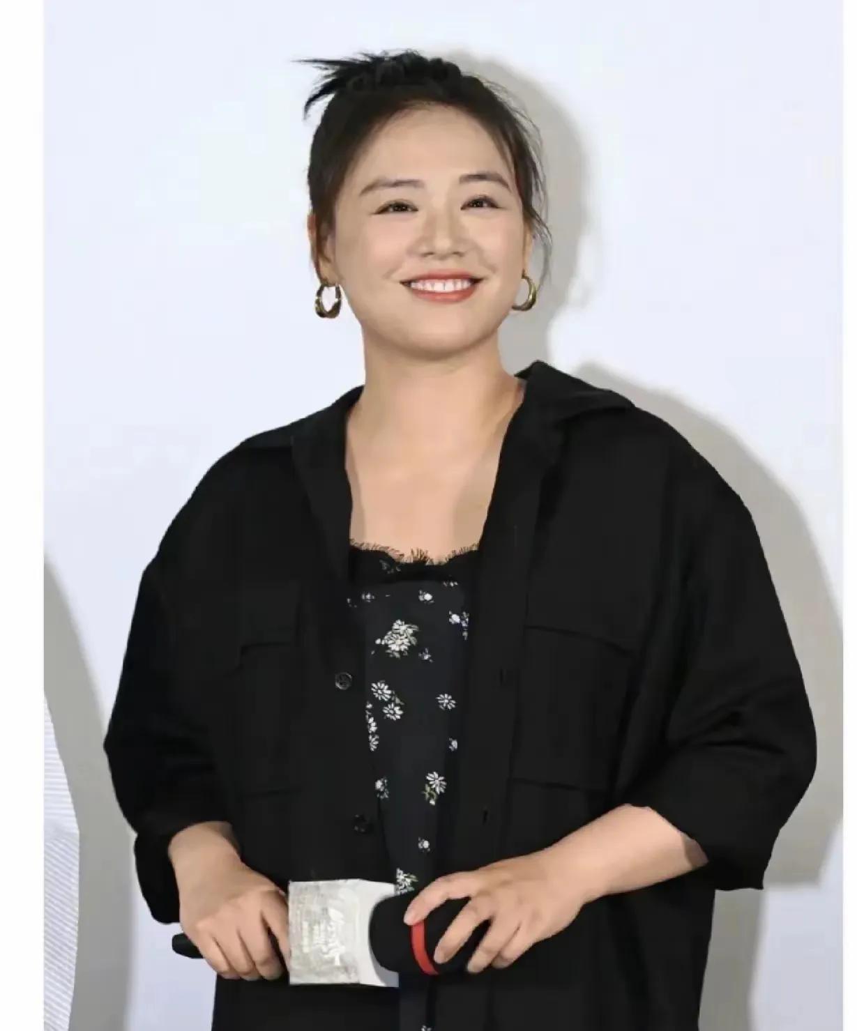 瘦身成功！马思纯美出新高度