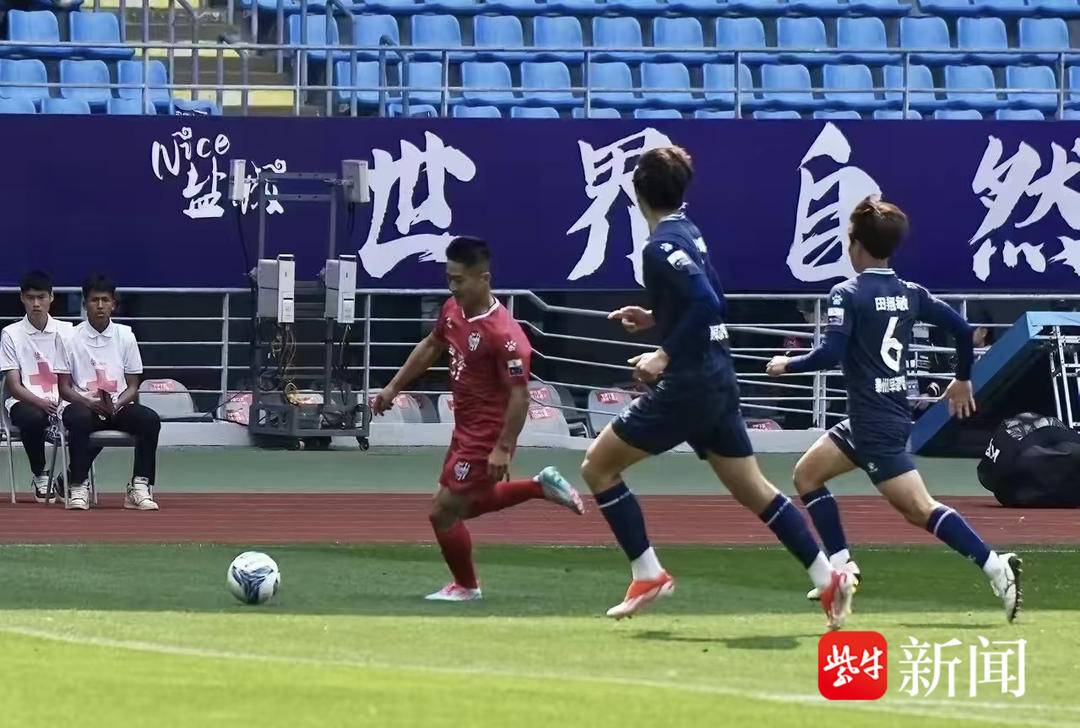 盐城奇迹闪耀绿茵场：当城市荣誉感成为足球联赛的出圈密钥