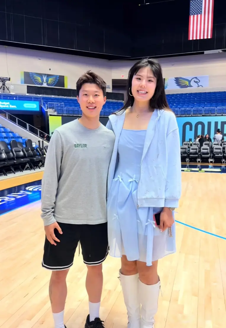 女篮顶级中锋，仅用7天征服新东家，素颜照又美又甜 或无缘亚洲杯