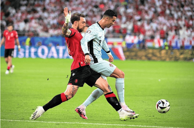萨尼奥尔：2-0葡萄牙前未针对C罗做布置，但后卫们都很激动