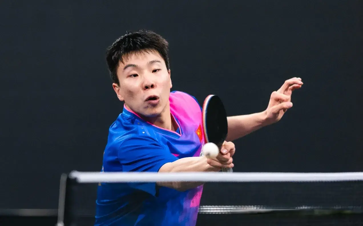 WTT挑战赛16强产生6席，向鹏淘汰，张本智和3:2逆转徐瑛彬晋级