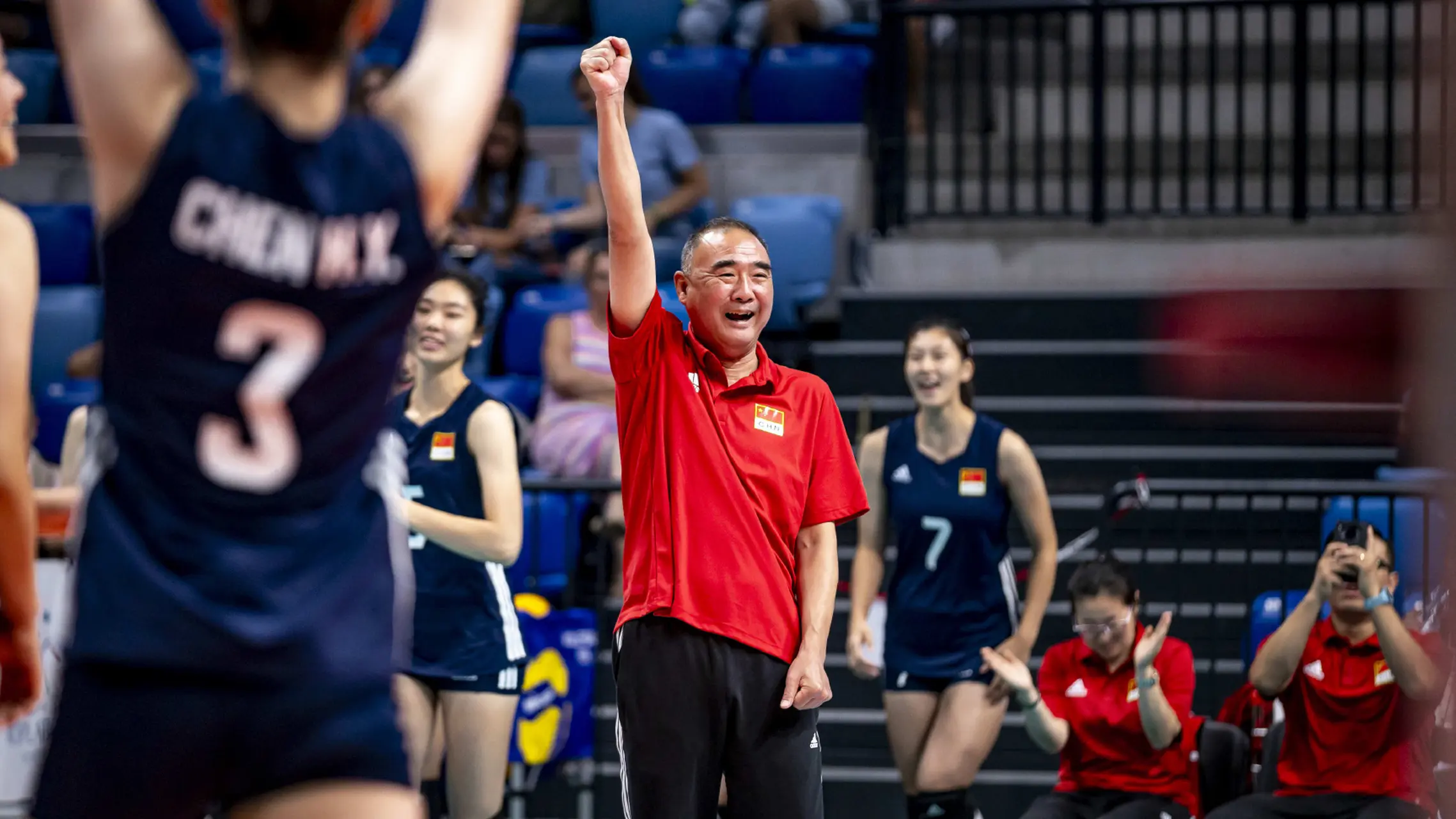 中国女排世青赛完整赛程揭晓，首发名单呼之欲出，郎平助手任主教