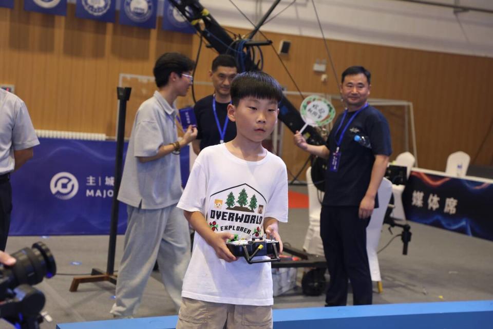 第二十四届全国大学生机器人大赛ROBOTAC在烟台芝罘落幕