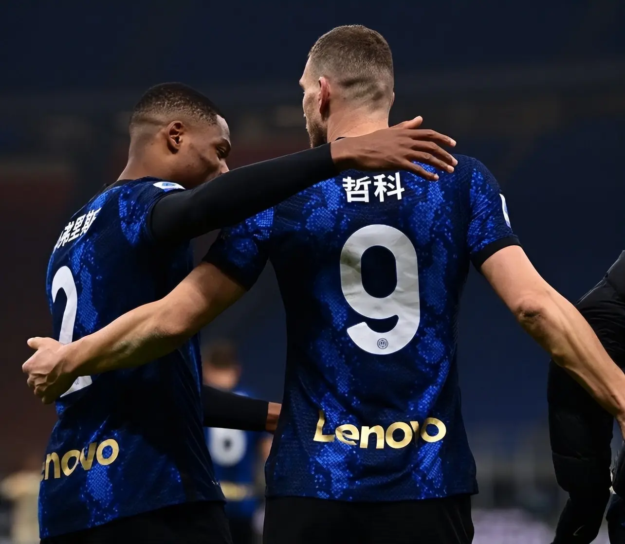 2比0！小因扎吉帮新东家赚了1150万美元，国米拒绝出售19岁新哲科