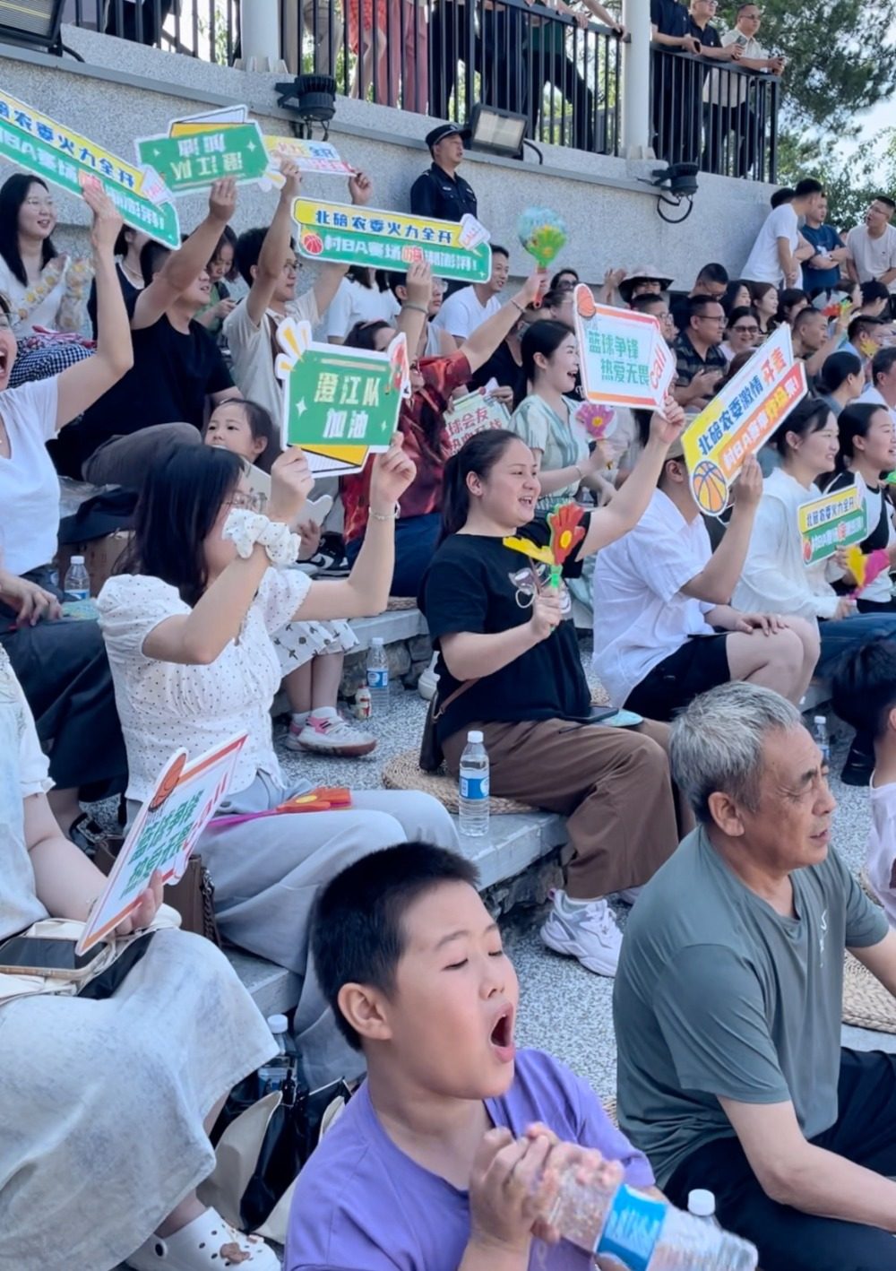 观众直呼“还想看”！北碚区第三届巴渝和美乡村篮球赛落幕