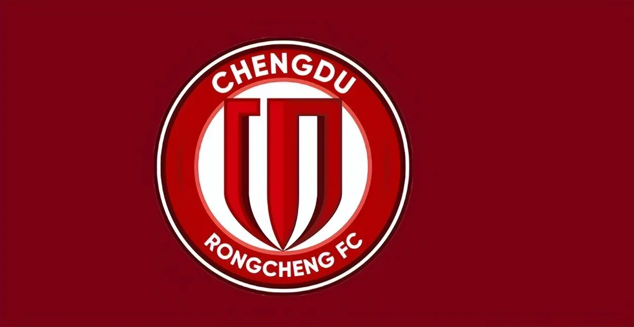 成都蓉城高光背后浮现大危机 3大悍将没续约 主帅去留难定 要散伙吗