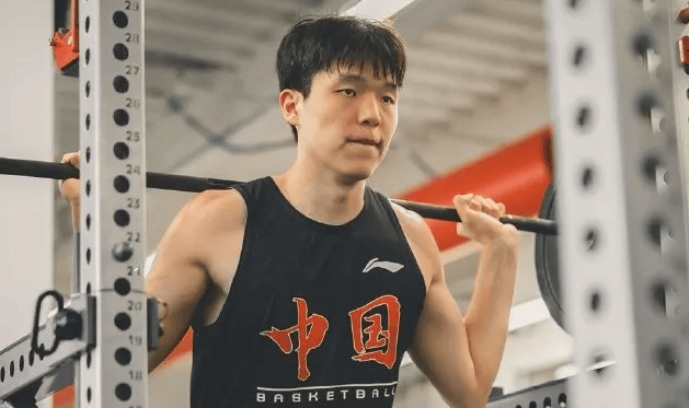 青岛GM：希望以杨瀚森为标志吸引年轻球员，对球员因材施教