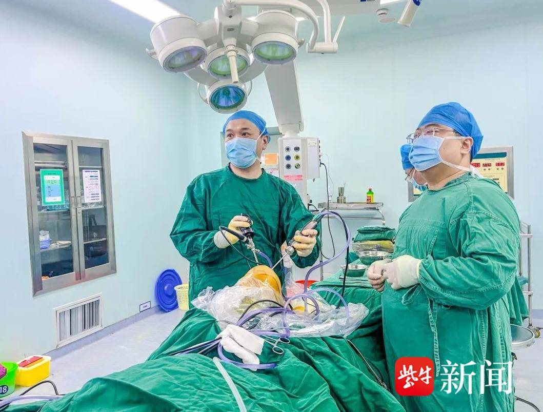 盐城首例！盐城市一院成功开展膝关节后交叉韧带保残三明治式解剖双束重建术