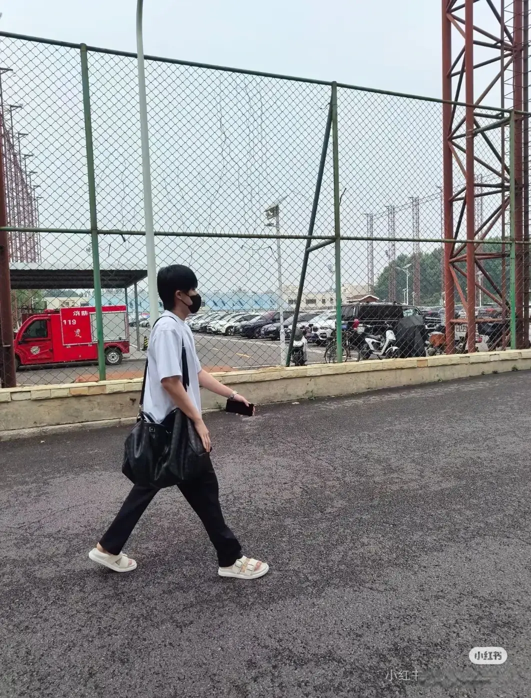 国乒新动态：王楚钦发微博，王皓带孩子去上海玩，黄友政一日三赛