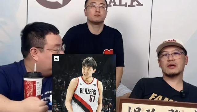 杨瀚森该不该打亚洲杯？杨毅一针见血，球迷喊话篮协 别学王治郅