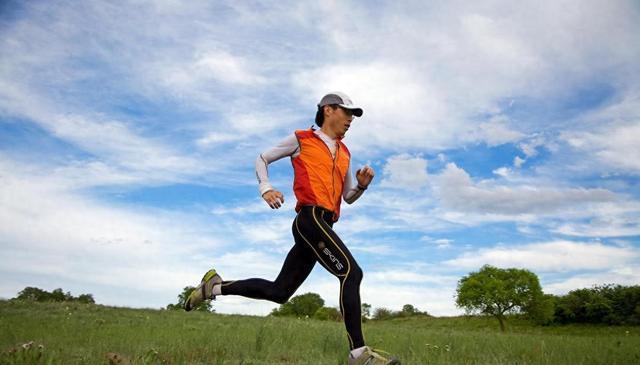 实话实说：经常慢跑的人，5大好处不会太久到，老人可以试试