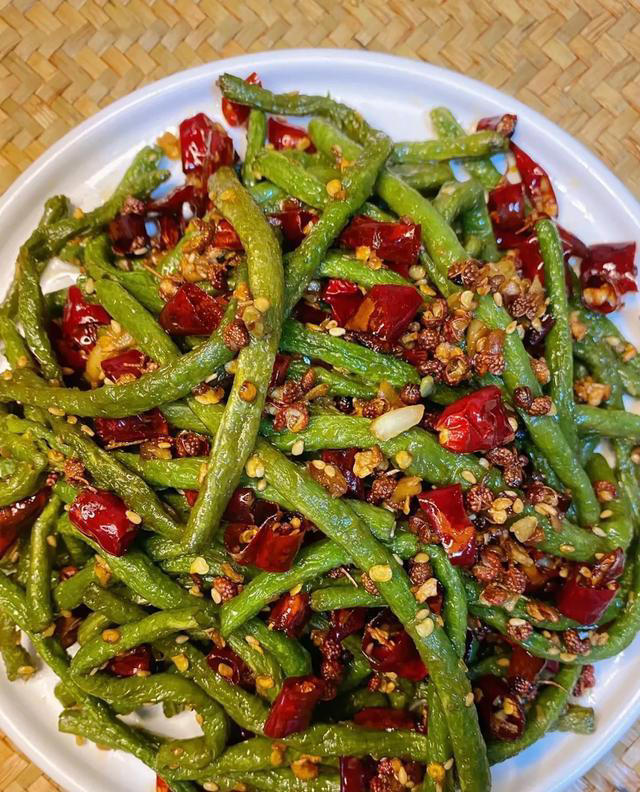 夏天身体乏力，推荐8道补钾菜可多吃，解乏解腻，缓解身体疲惫感