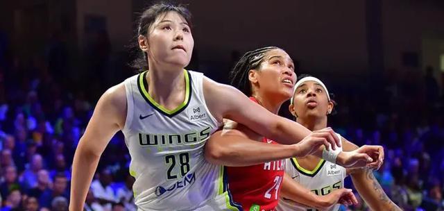 李月汝7+3+4犯规，连场首发，WNBA常规赛，飞翼86-94狂热！