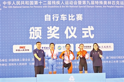 云浮籍运动员曾思妮率先夺金摘银展风采