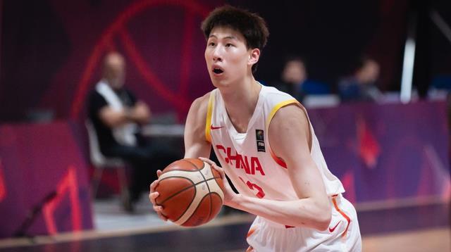 深夜坏消息，76-85：中国男篮世界杯5连败、难求一胜，送21个失误