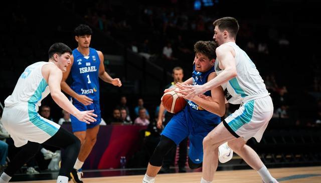 美国惊险过关,U19世界杯四强诞生,欧洲占两席!中国男篮五连败