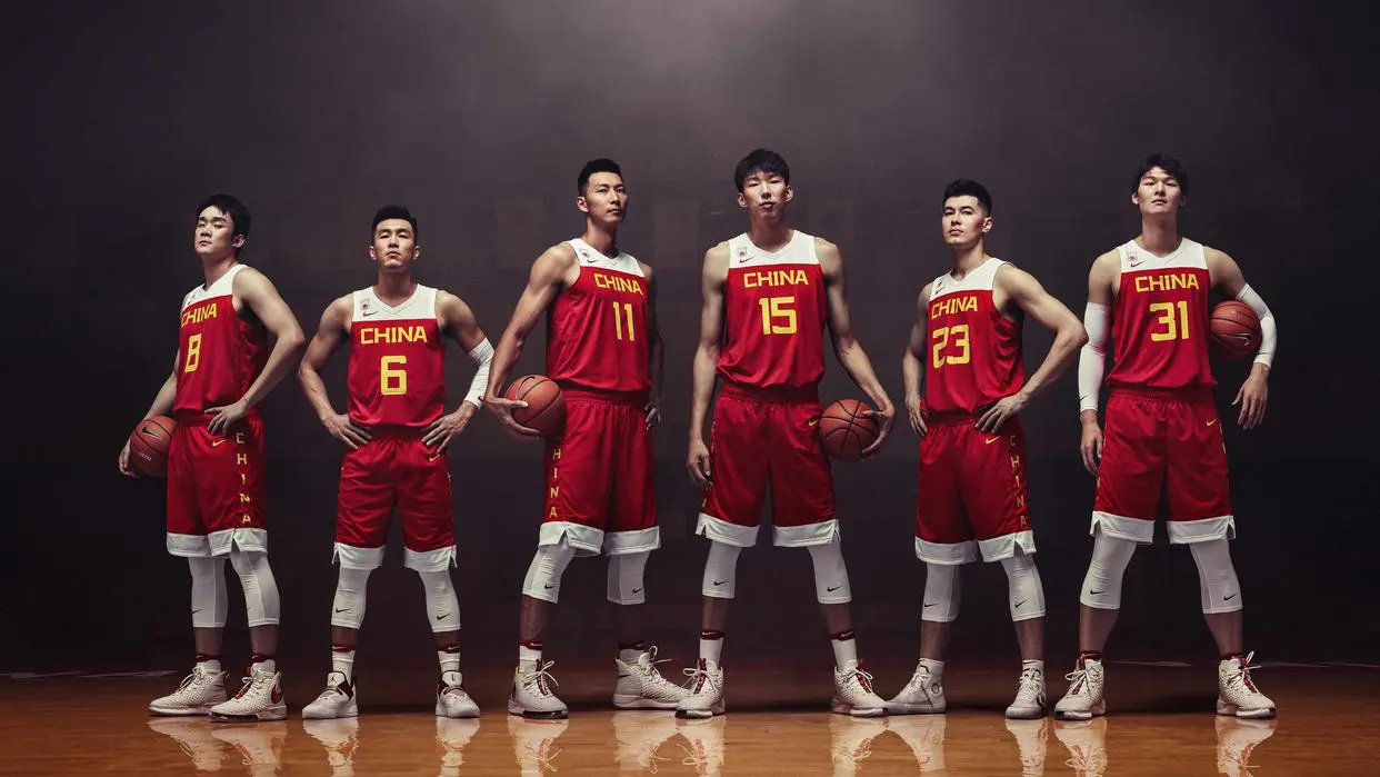 从大魔王到“玻璃人”，周琦退训赴美疗伤，评论区大量恶评太心寒