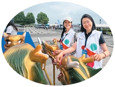 京台青年龙舟竞渡共话友谊