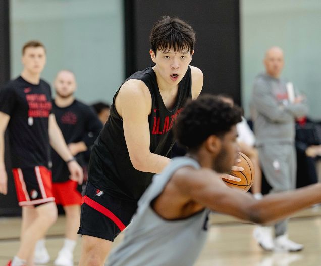杨瀚森直面夏联新挑战！克林根缺阵他当内线核心？