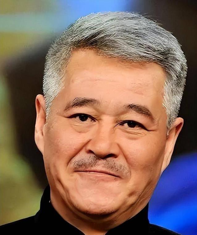 赵本山女儿亿万家产，抑郁症却让她站不稳，钱真能买到幸福？