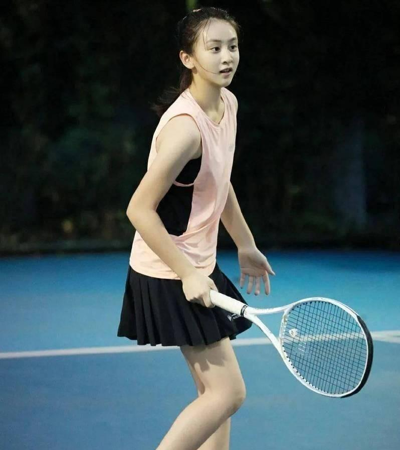 森碟17岁变样引关注，田亮那句-健康比完美重要-让人动容