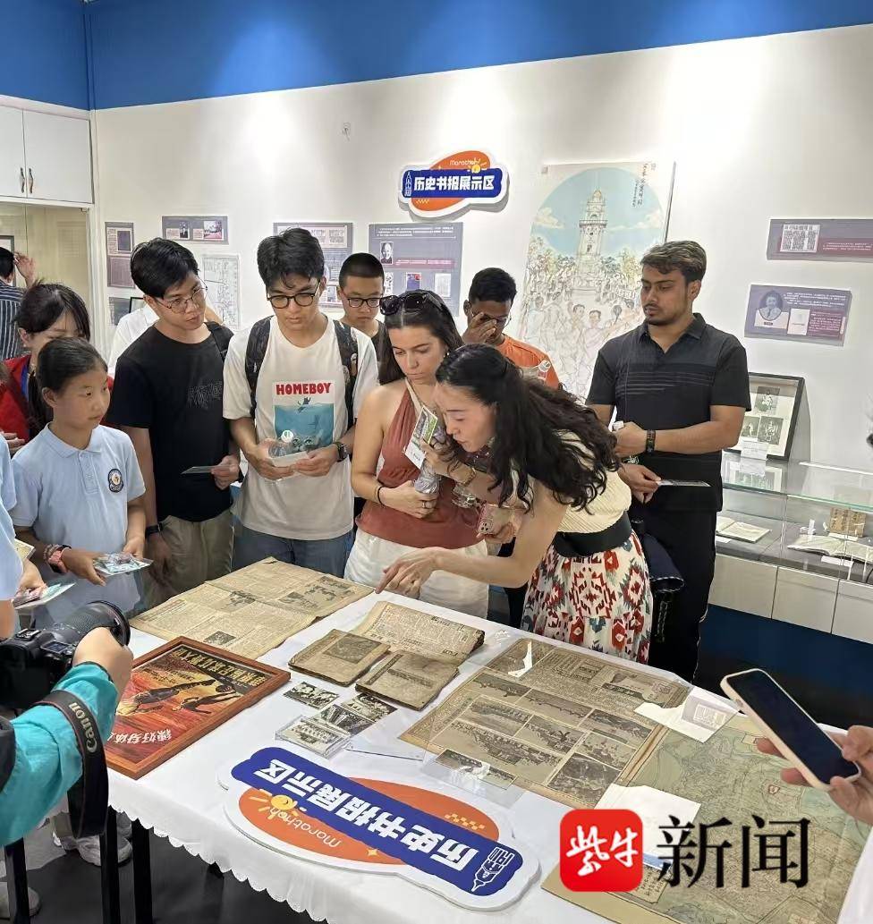 老照片打开江苏足球记忆，74年前大战南哥这样办开球礼