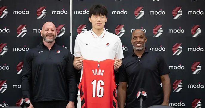 议起复盘｜杨瀚森夏联首秀12日战勇士将成主力中锋 去年首次夏联表现如何？