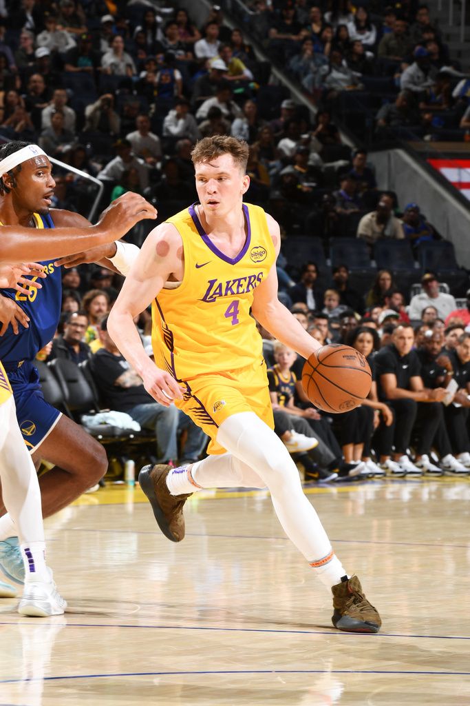 NBA夏季联赛战报：克内克特疑似摆烂：13中3三分6中0 屡屡成湖人寻求交易筹码