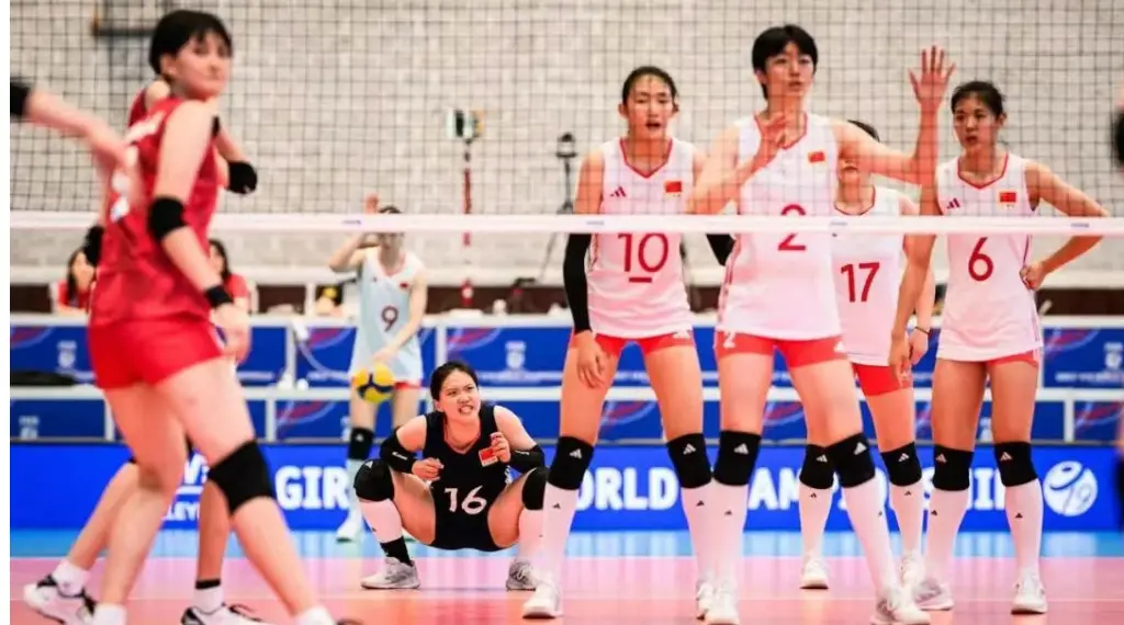 中国女排再添惊喜，18岁新星世锦赛一鸣惊人，直通奥运已抢占先机