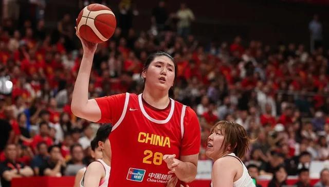 今晚中国女篮VS澳大利亚，对这8个人来说是最后机会，有4人需离队