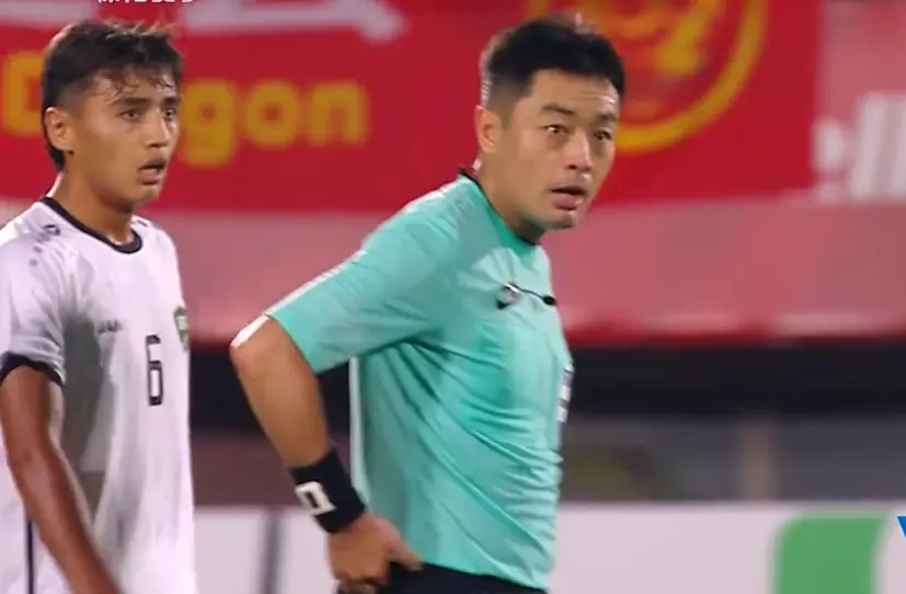 2-1绝杀！中国队掀翻亚洲冠军，最新积分：2队退出争冠，韩国队6分排名第一