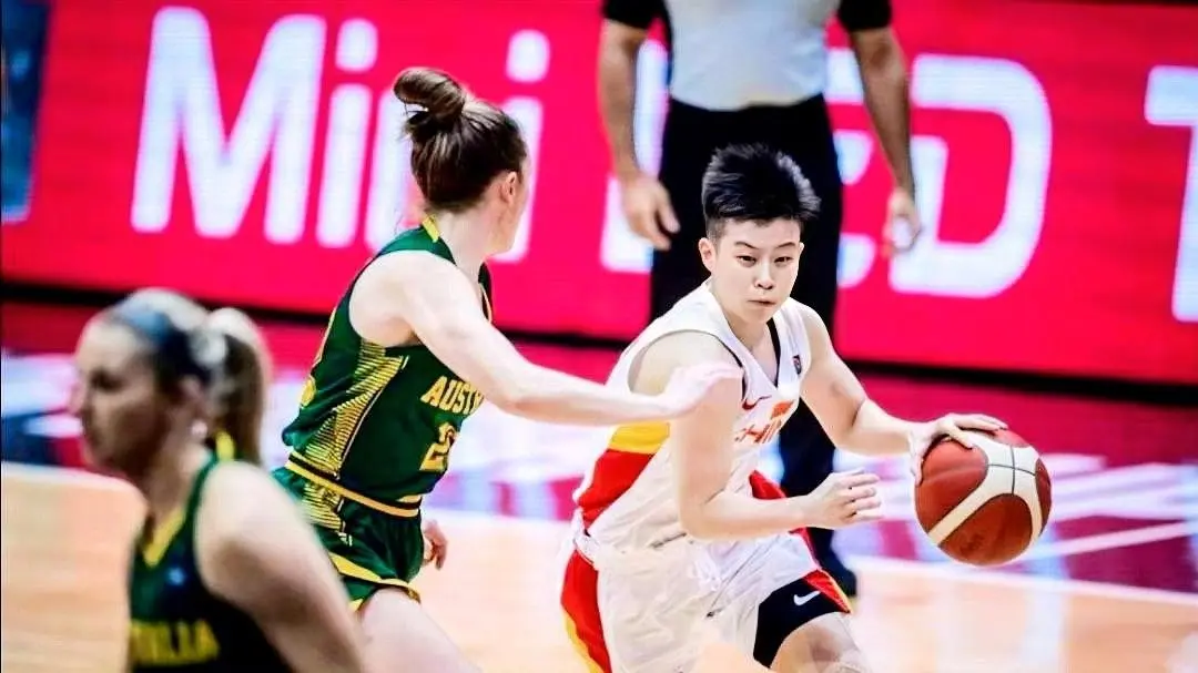 因祸得福！女篮输球却有3大事实收获，李缘详解为何输的这么惨！