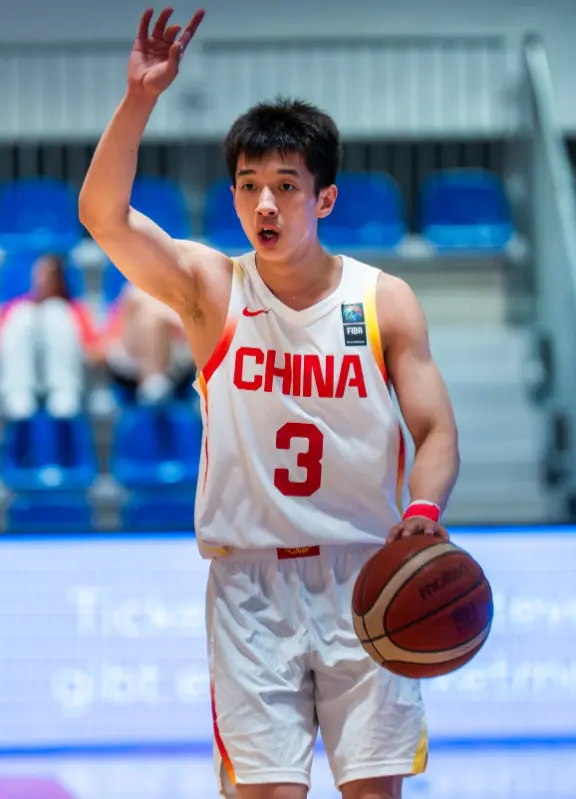 U19国青数据王：陈家政拿双王 郇斯楠盖帽王 杨溢助攻王 王洪泽篮板王