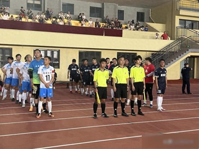 绿茵盛宴点燃运动激情！西安市2025人民体育场足球联赛掀热潮