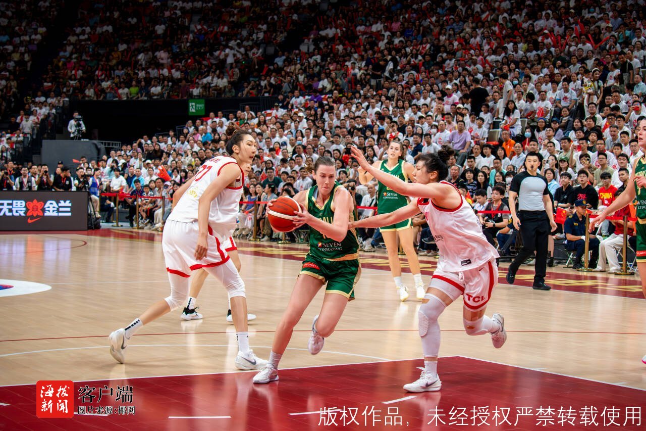 中国女篮热身赛在海口五源河体育馆圆满落幕