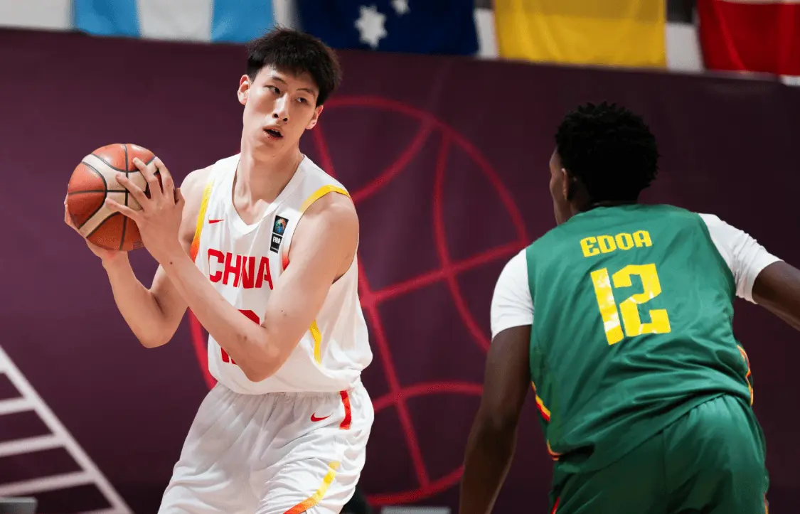 世界历史第4人！前3人均登陆NBA，世界杯盖帽王有望成下一个范德彪